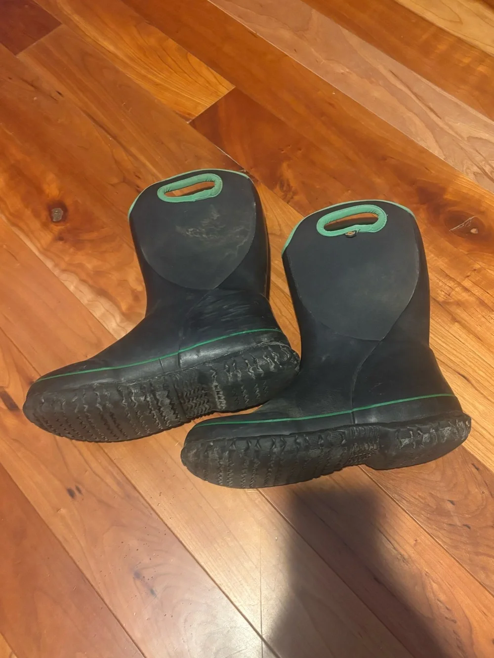 BOGS Black and Green Kids Waterproof Winter Snow Boots